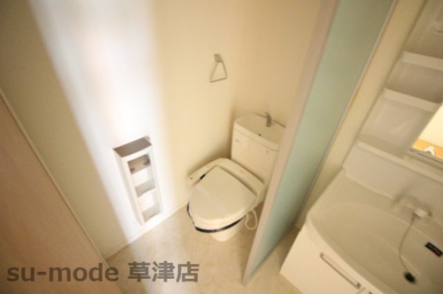 シャーメゾン明和のトイレ写真