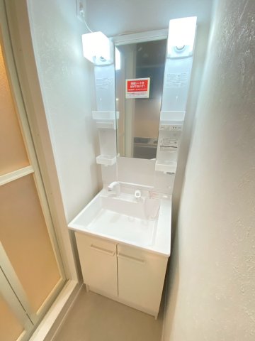 洗面設備　※同タイプの写真です