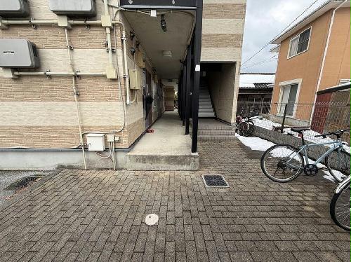 レオパレスクロスロード栄町の外観写真
