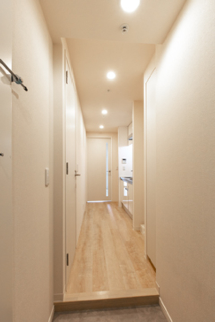 玄関　※写真は同タイプ住戸です。