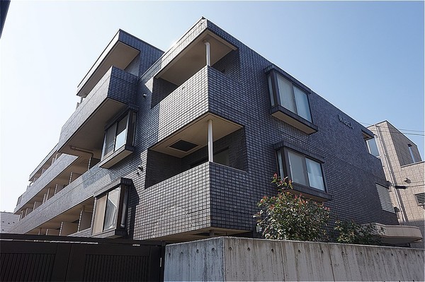 建物外観　★外観★
