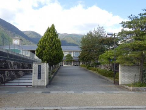 小学校　大津市立木戸小学校（小学校）まで386m