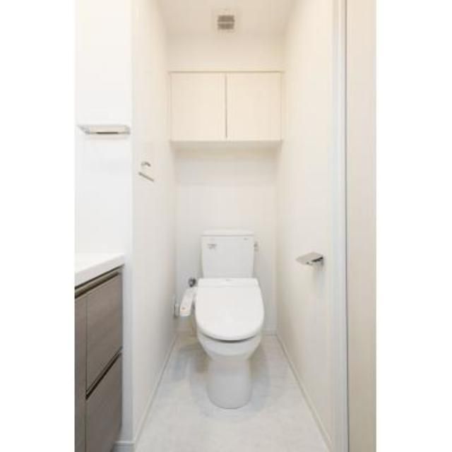 ＪＲ山手線 高田馬場駅 徒歩7分 6階建 築14年のトイレ写真