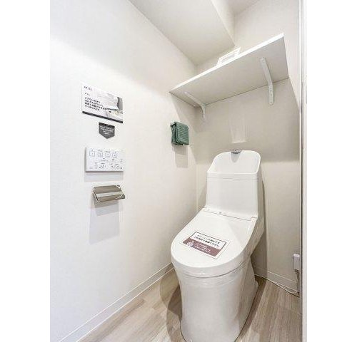 ＪＲ山手線 目黒駅 徒歩10分 15階建 築27年のトイレ写真