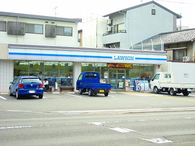 コンビニ　ローソン 西大路三条店（コンビニ）まで212m