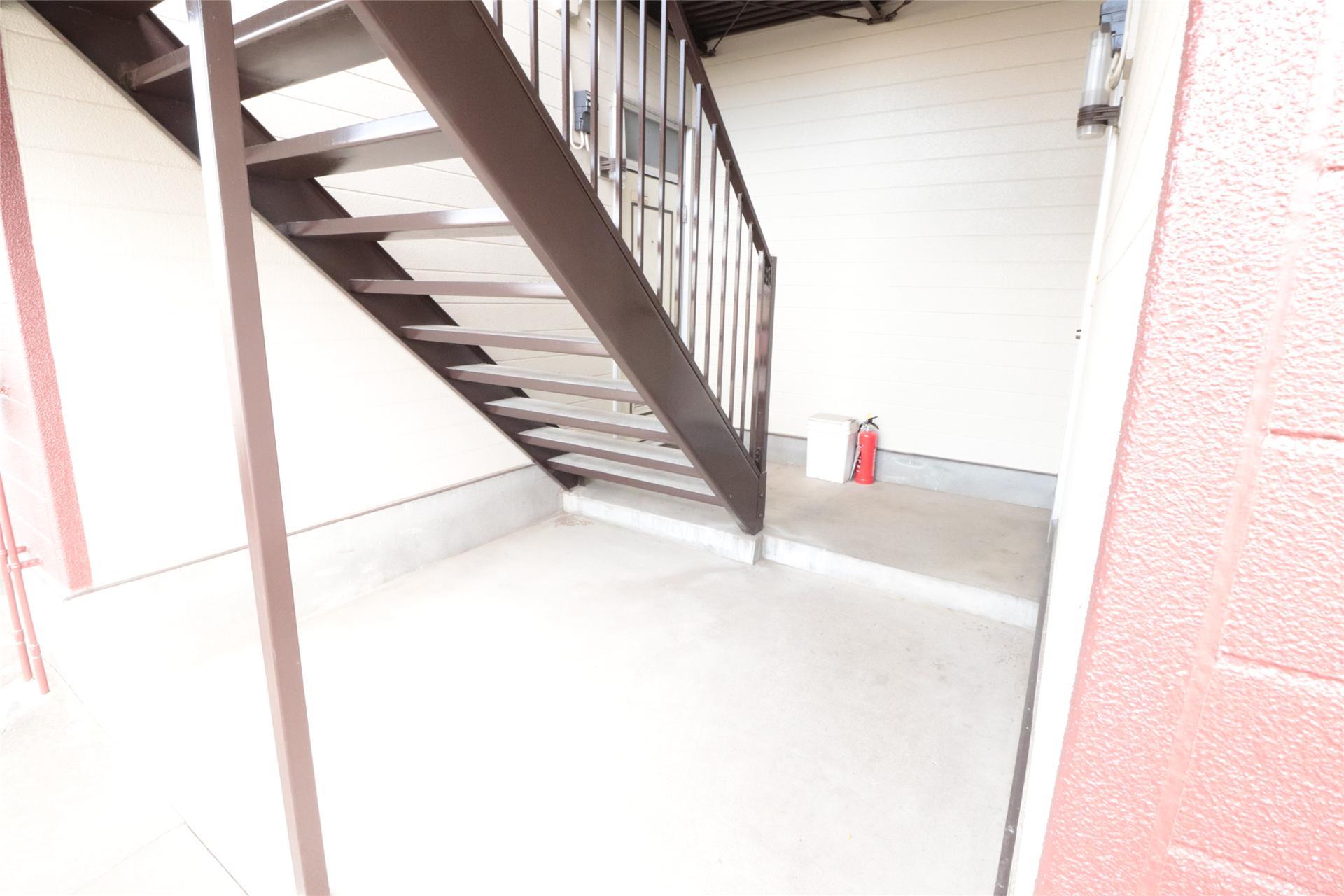 建物外観　エントランス