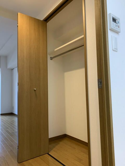 アゼリアヒルハイツの内装写真