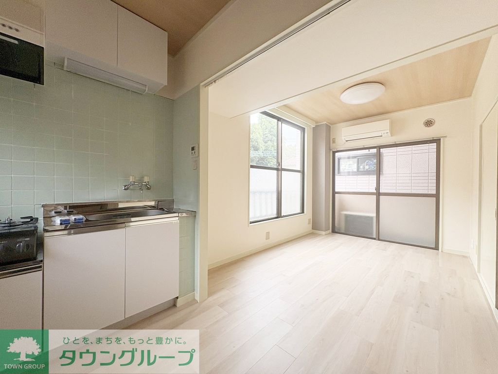 エクレームハイムIの居間写真