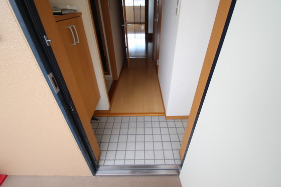 玄関　他号室のお写真です