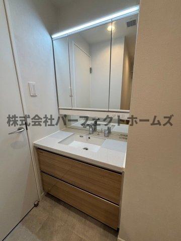 洗面設備　忙しい朝には欠かせない洗面所です