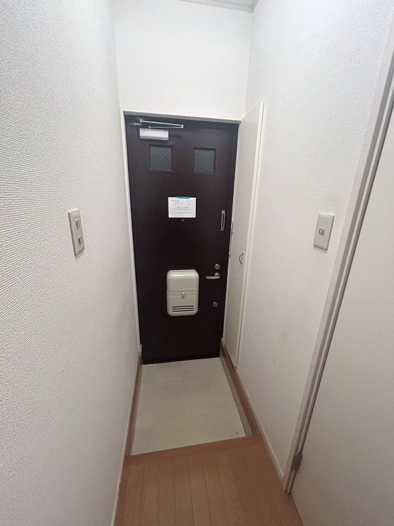 玄関　玄関