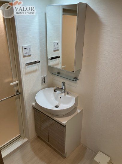 ブルーライン 阪東橋駅 徒歩4分 11階建 築8年の内装写真