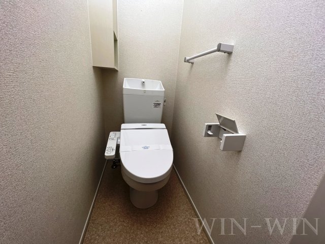 スペース フォース Bのトイレ写真