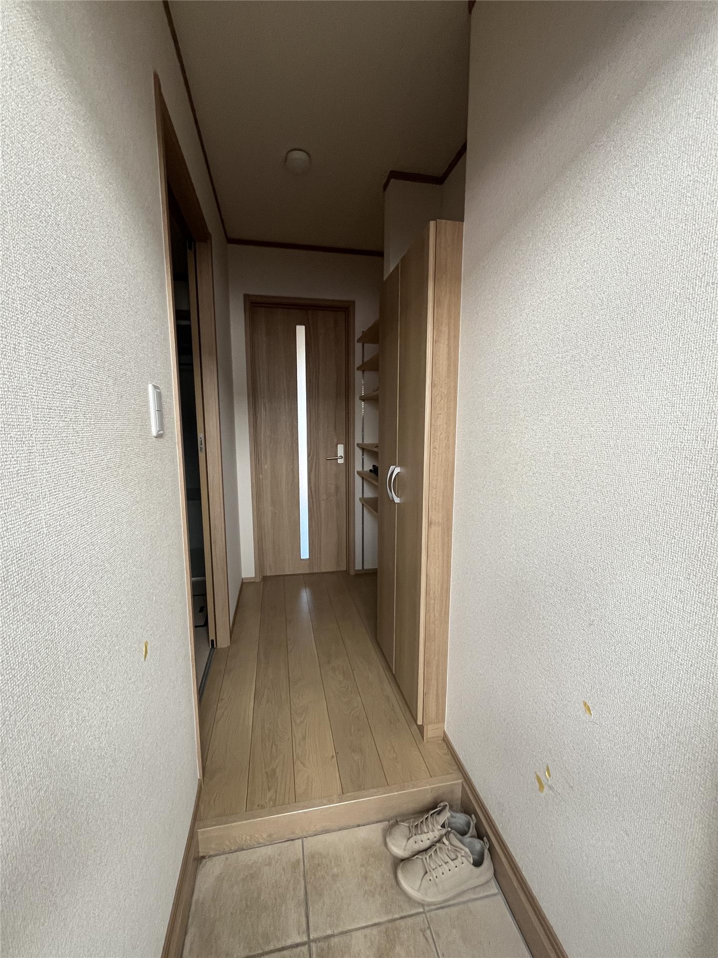 エスペランサ会津町の玄関写真