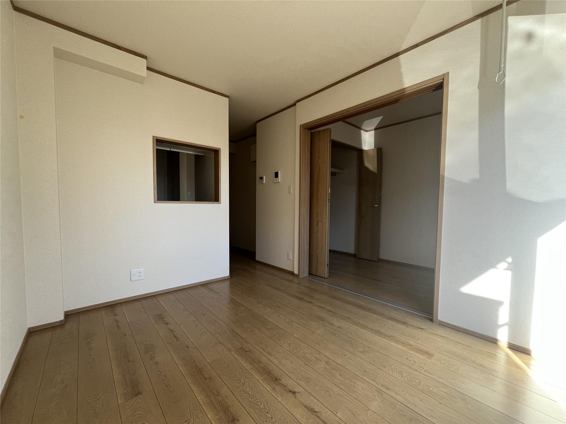 エスペランサ会津町の居間写真
