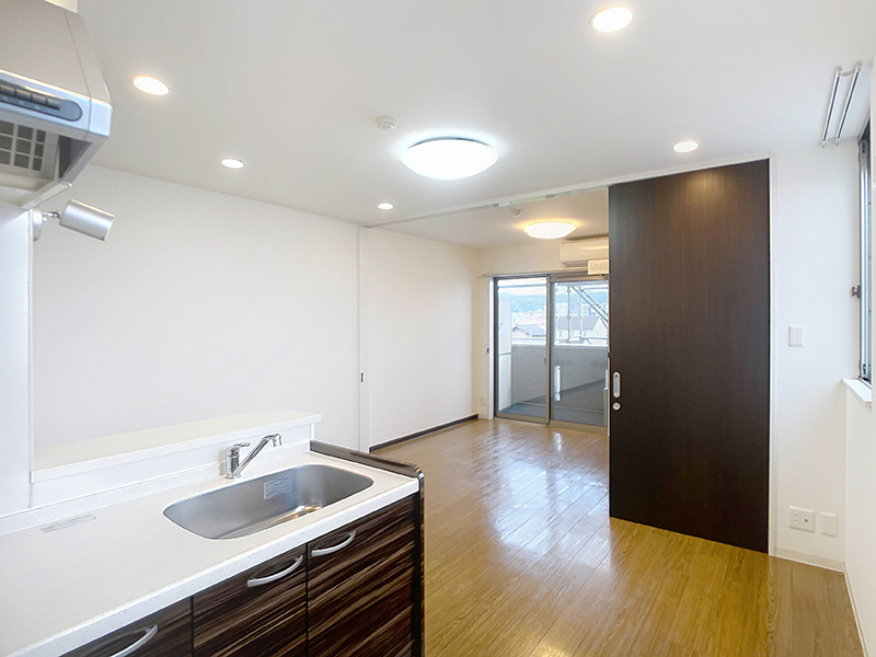 クレセントハイム米泉の居間写真