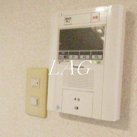 セキュリティ　モニター付きインターホンです。