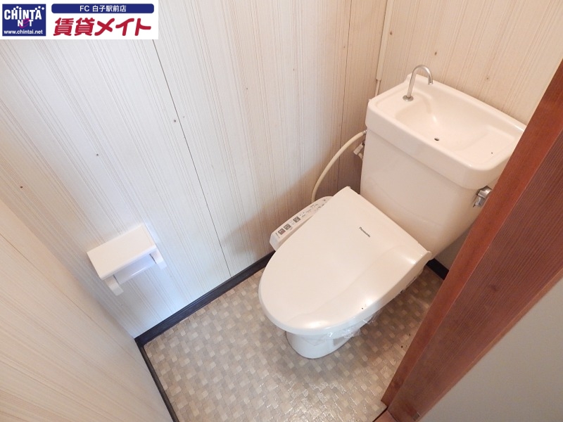 トイレ　同物件別室写真