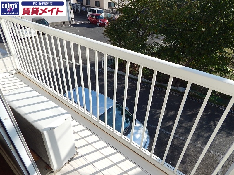 バルコニー　同物件別室写真