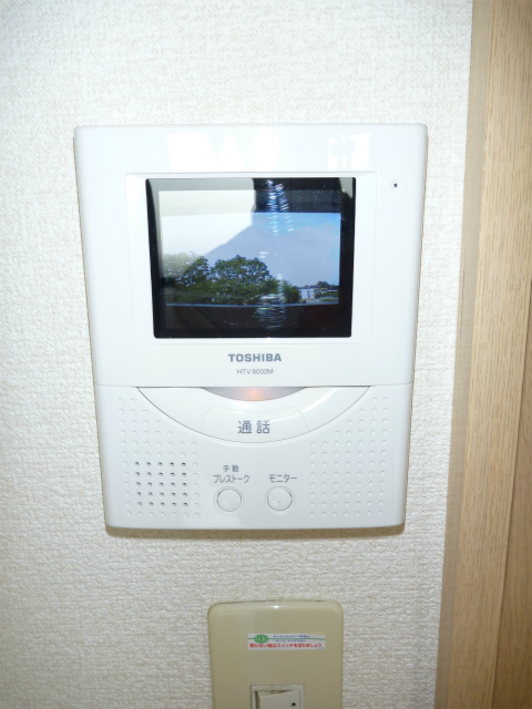 セキュリティ　TVモニター付きインターフォンです。