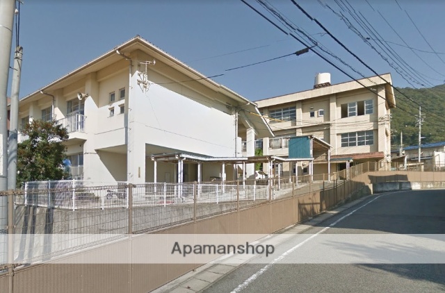 小学校　糸崎小学校（小学校）まで922m