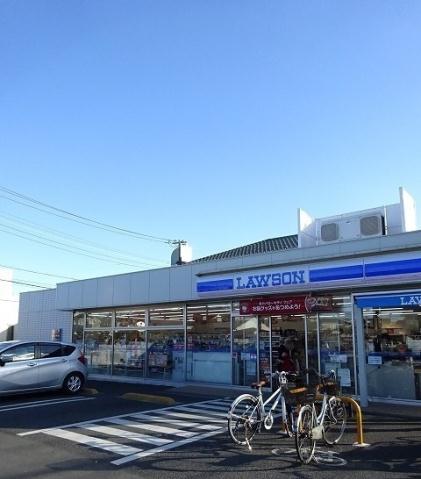 コンビニ　ローソン（コンビニ）まで896m