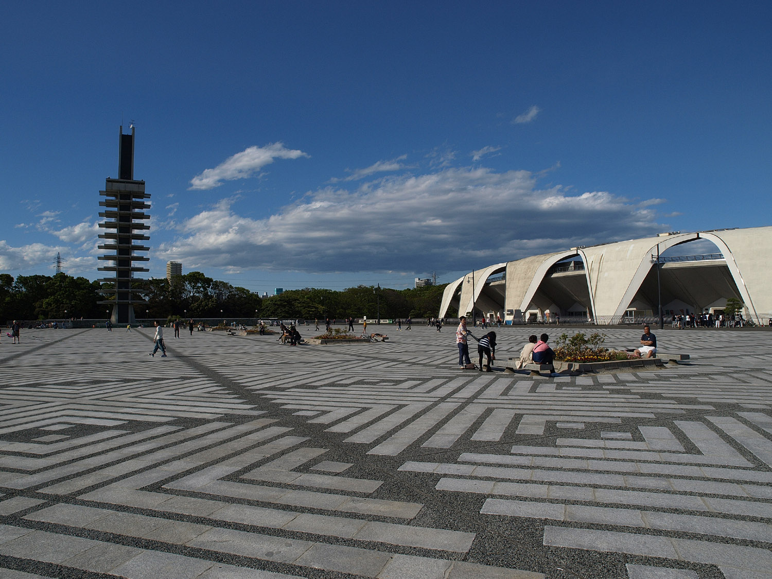 【ステージファースト駒沢公園通りの公園】