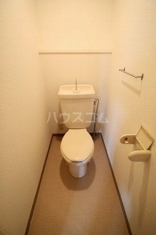【袋井市川井のマンションのトイレ】