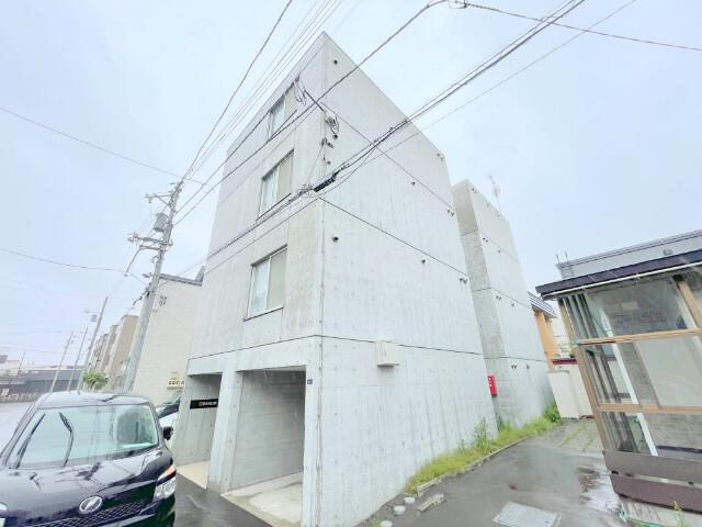 札幌市手稲区前田二条のマンションの建物外観
