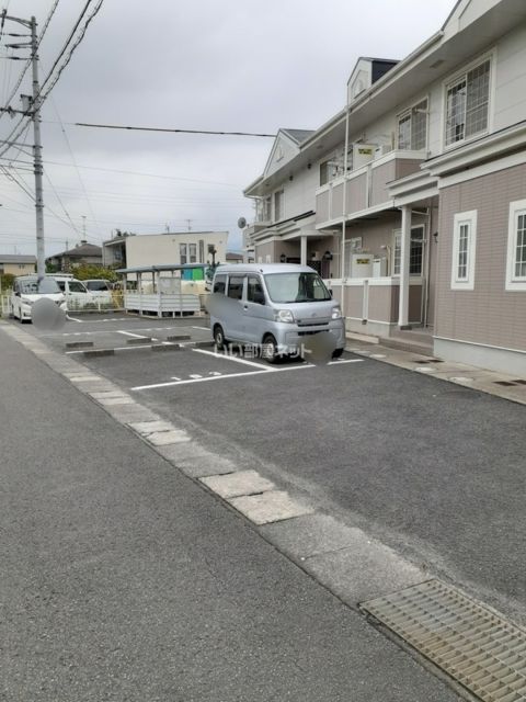 【セレッソＫの駐車場】