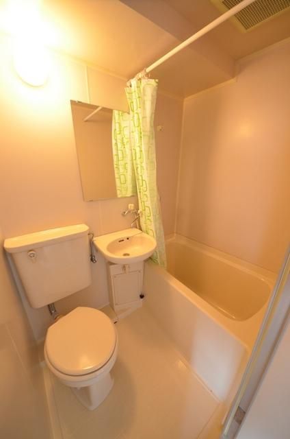 バス・シャワールーム　バス