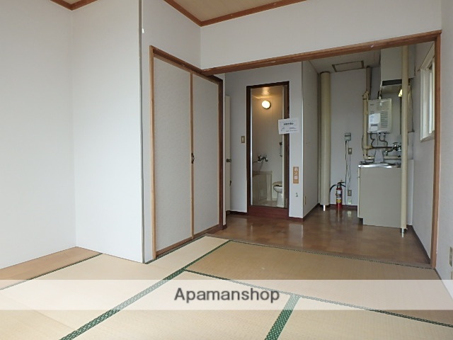 メゾン・ド・ソレイユ1の居間写真