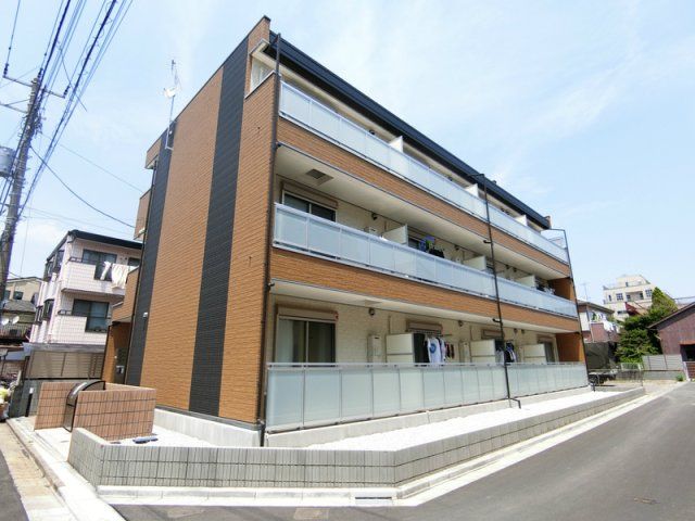 リブリ・Pear Treeの建物外観