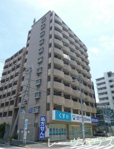 福岡市中央区長浜のマンションの建物外観