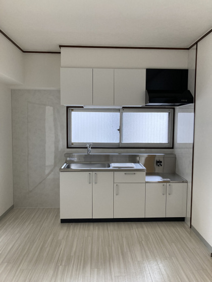 キッチン　※別部屋の写真です