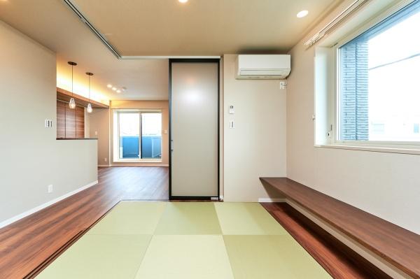 その他部屋・スペース　おしゃれな琉球畳