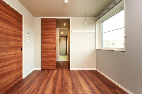 その他部屋・スペース　室内物干し付き