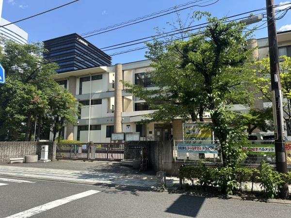 中学校　さいたま市立桜木中学校（中学校）まで390m