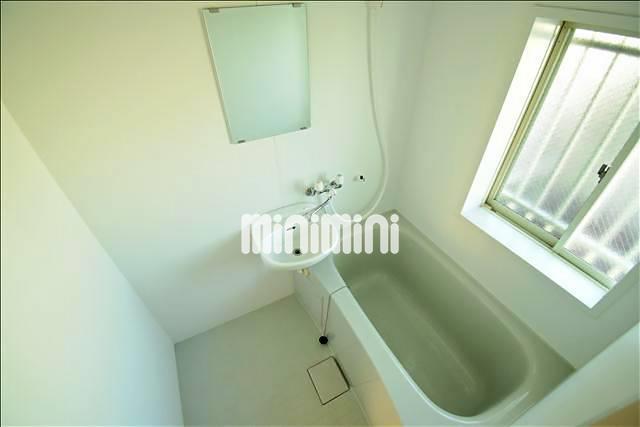 バス・シャワールーム　綺麗なお風呂です。