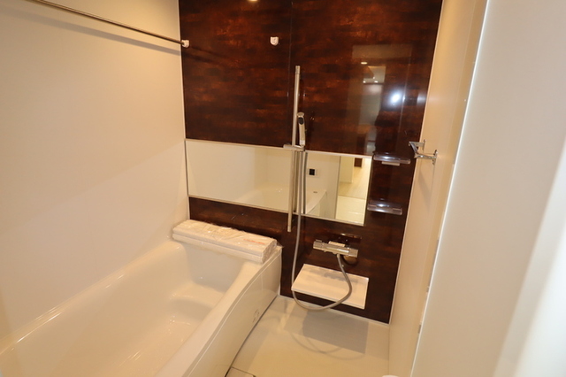 バス・シャワールーム　浴室