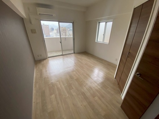 居室・リビング　※別部屋の写真です