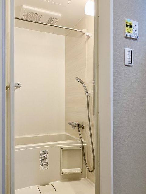 バス・シャワールーム　同施工参考写真となります