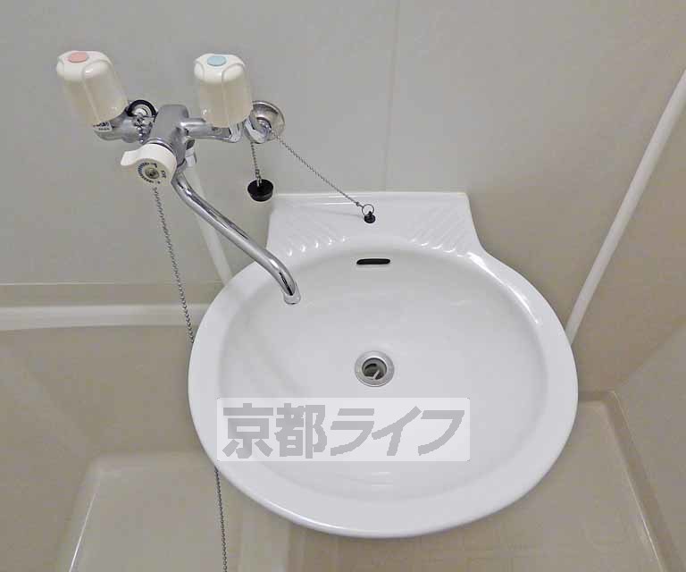 洗面設備　歯磨きはこちらで