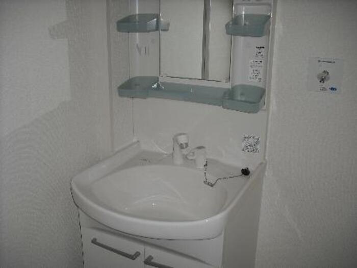 洗面設備　セゾンコートII 夏 101 洗面