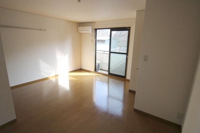 居室・リビング　別部屋参考写真