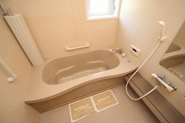 バス・シャワールーム　浴室