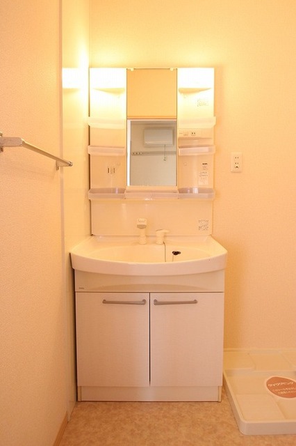 洗面設備　洗髪洗面化粧台