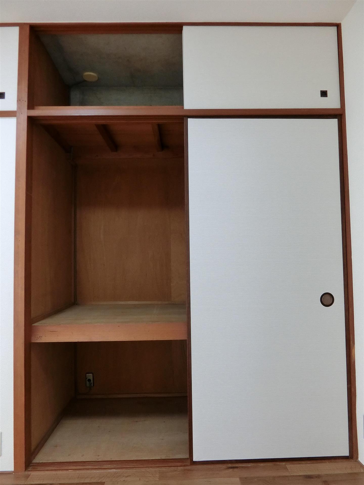 収納　たくさん収納できる天井まである大きな押入れ♪