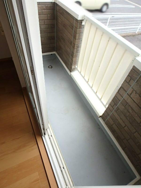 バルコニー　図面と現状に相違がある場合には現状を優先