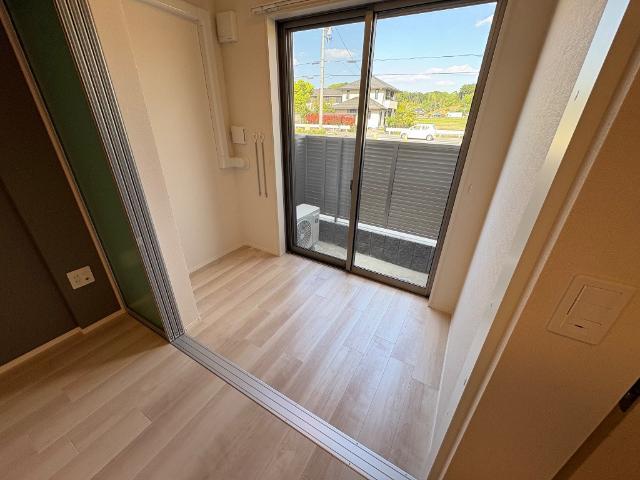 バルコニー　玄関
